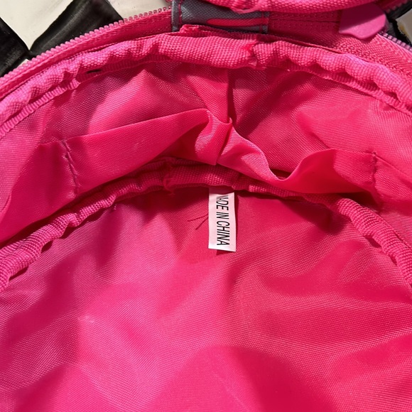 Simply Southern jewelry case in pink and gray elephant pattern. NWOT - Picture 3 of 4